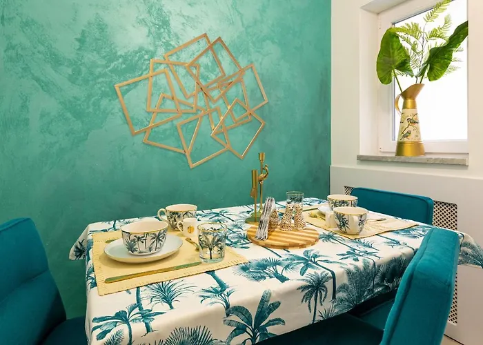 Apartment Welcome To The Jungle By Holt Bucharest